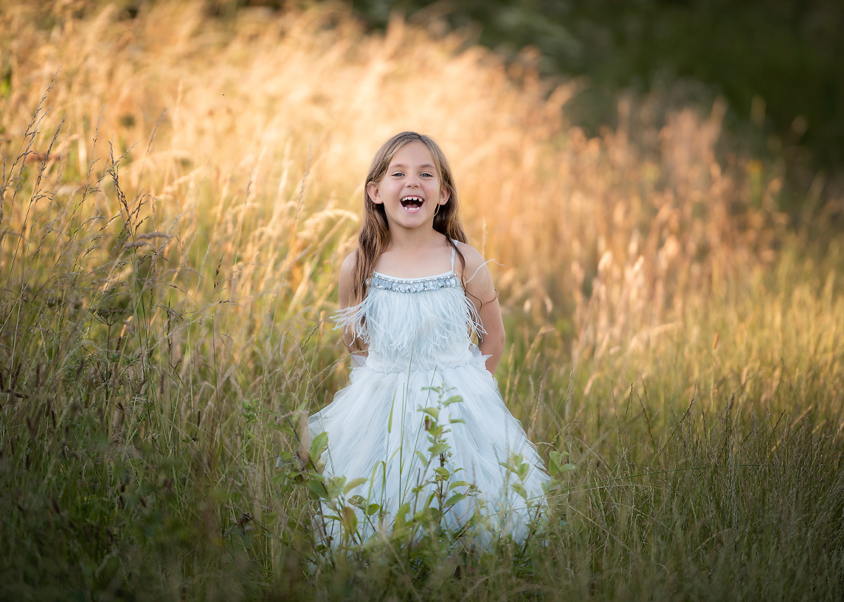 Children's photo shoot in the meadows