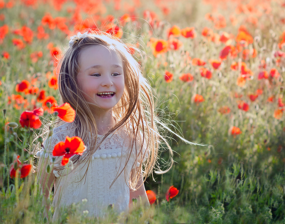 Girl enjoying a summer photo shoot