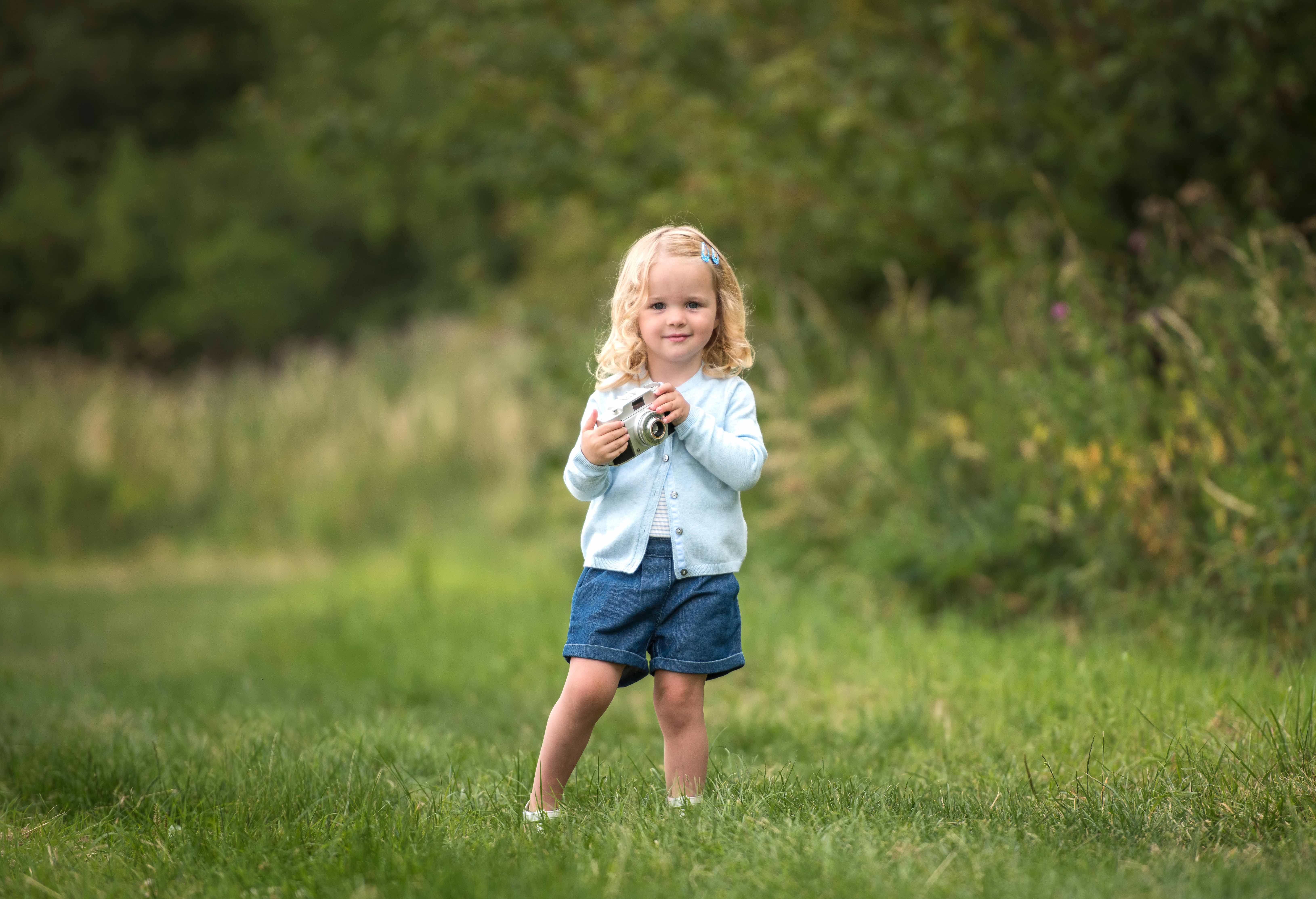 Girl enjoying a summer photo shoot